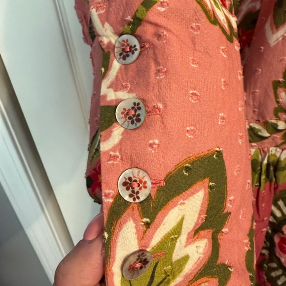 FARM Rio Aura Peasant Dress. Pink floral size medium. Size Medium - Picture 7 of 16